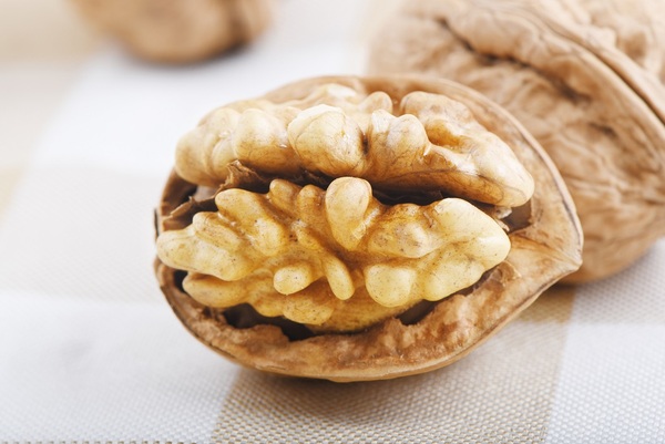 Inshell Walnuts